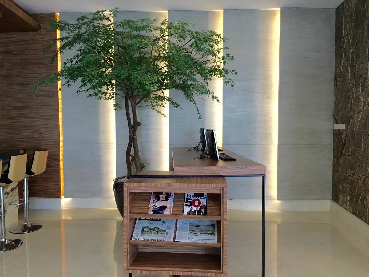 ג'קרטה Ayaka Suites מראה חיצוני תמונה